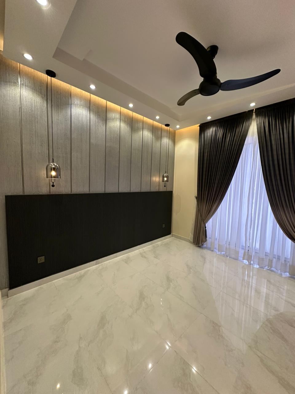 10 Marla Luxury Designer House - Image 30