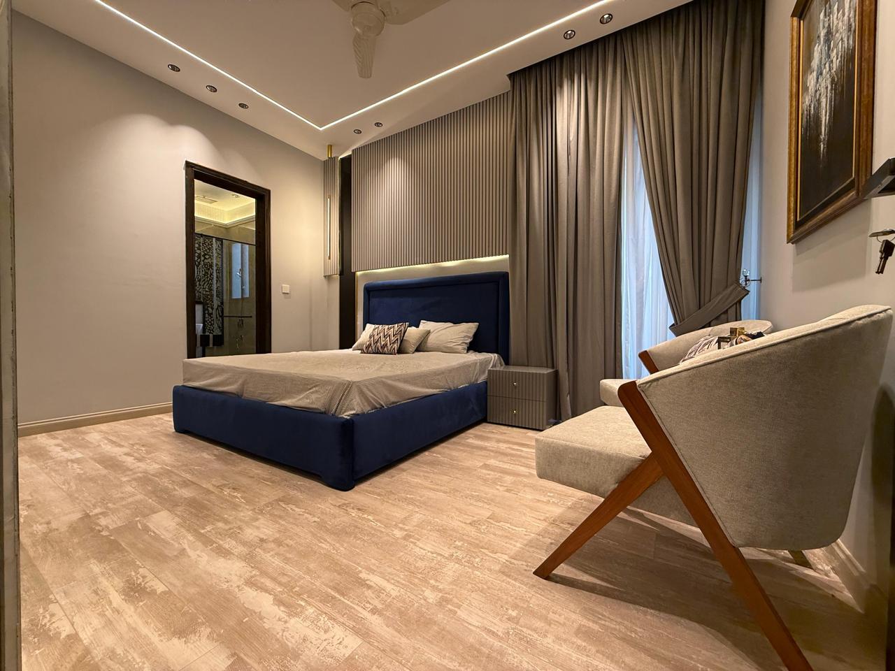 10 Marla Luxury Designer Furnished House - Image 18