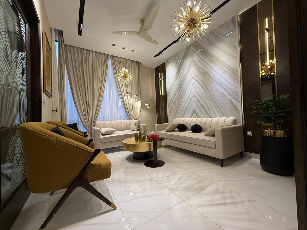 10 Marla Luxury Designer Furnished House - Image 5