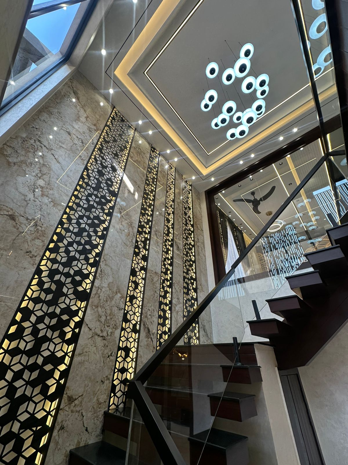 11 Marla House in Bahria Town Lahore - Image 5