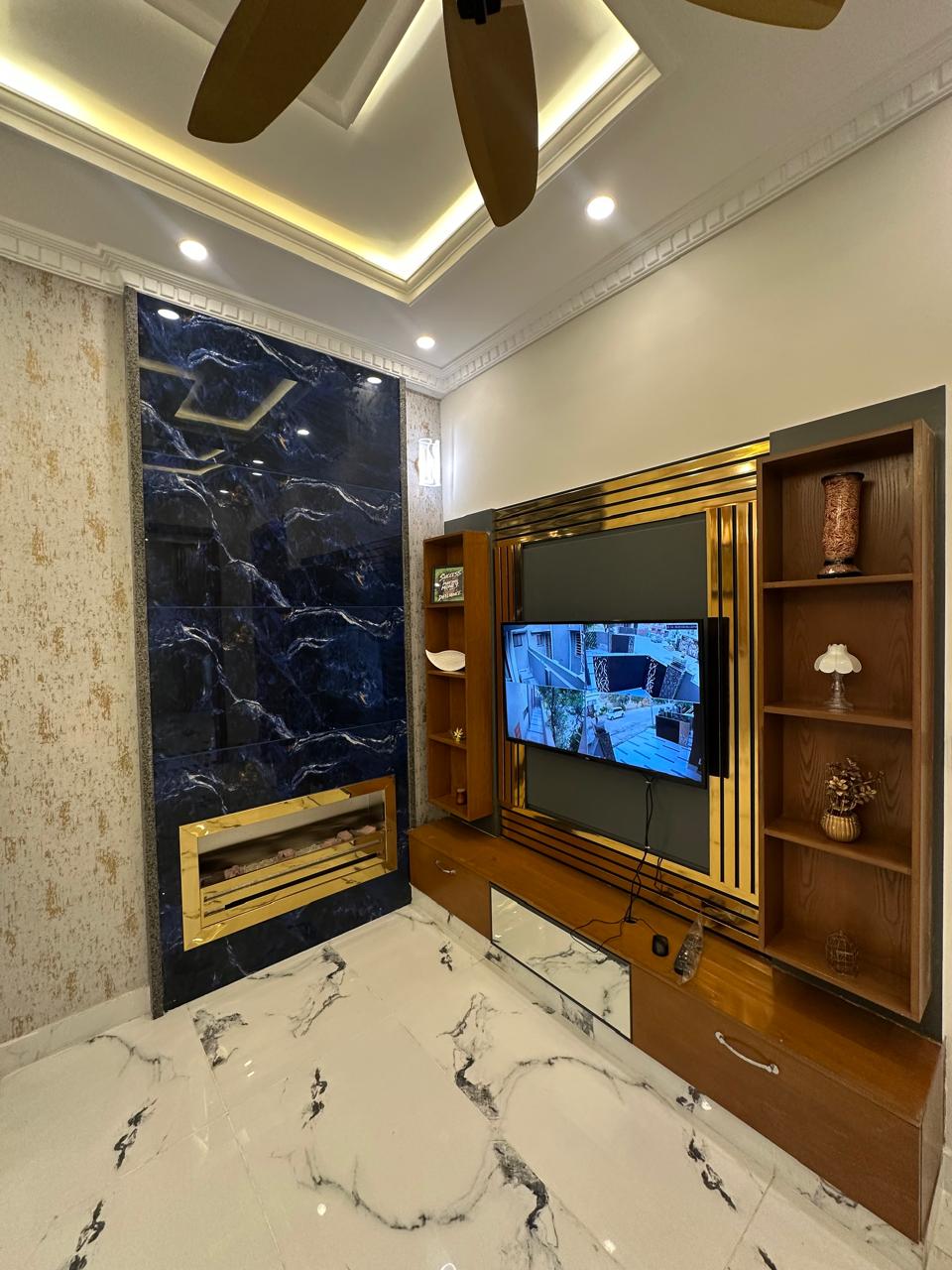 10 Marla House in Johar Block - Image 14