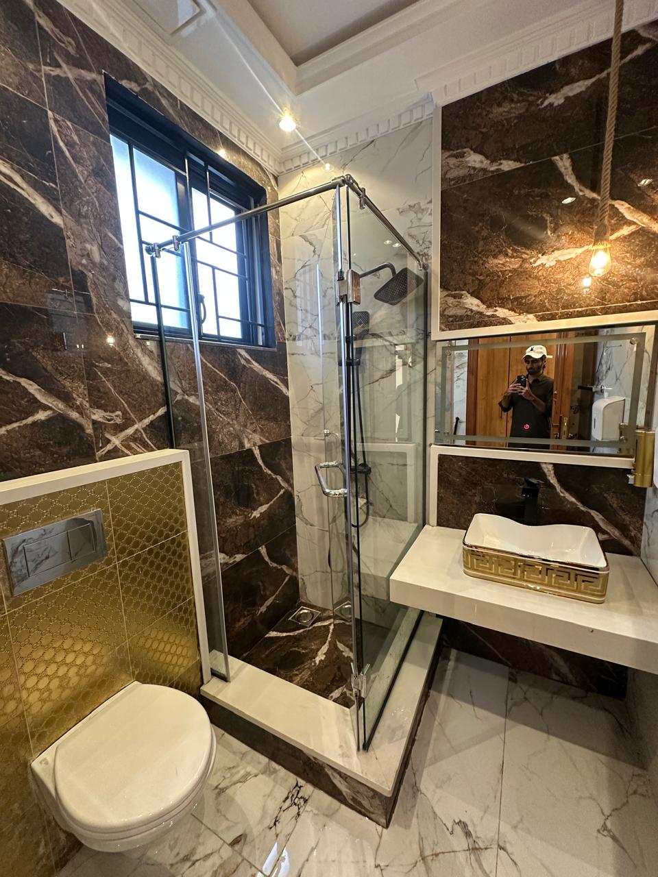 10 Marla House in Johar Block - Image 15