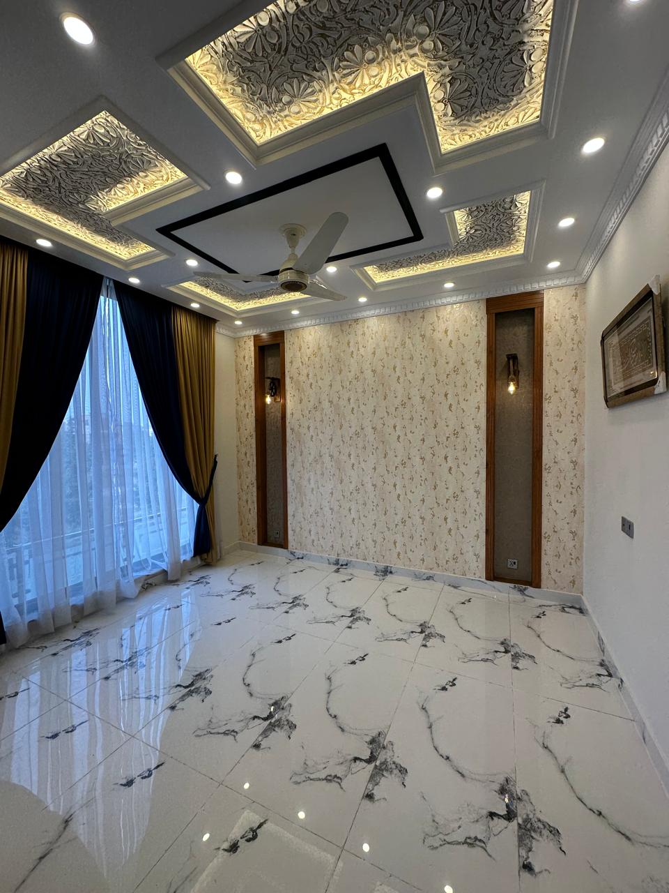 10 Marla House in Johar Block - Image 22