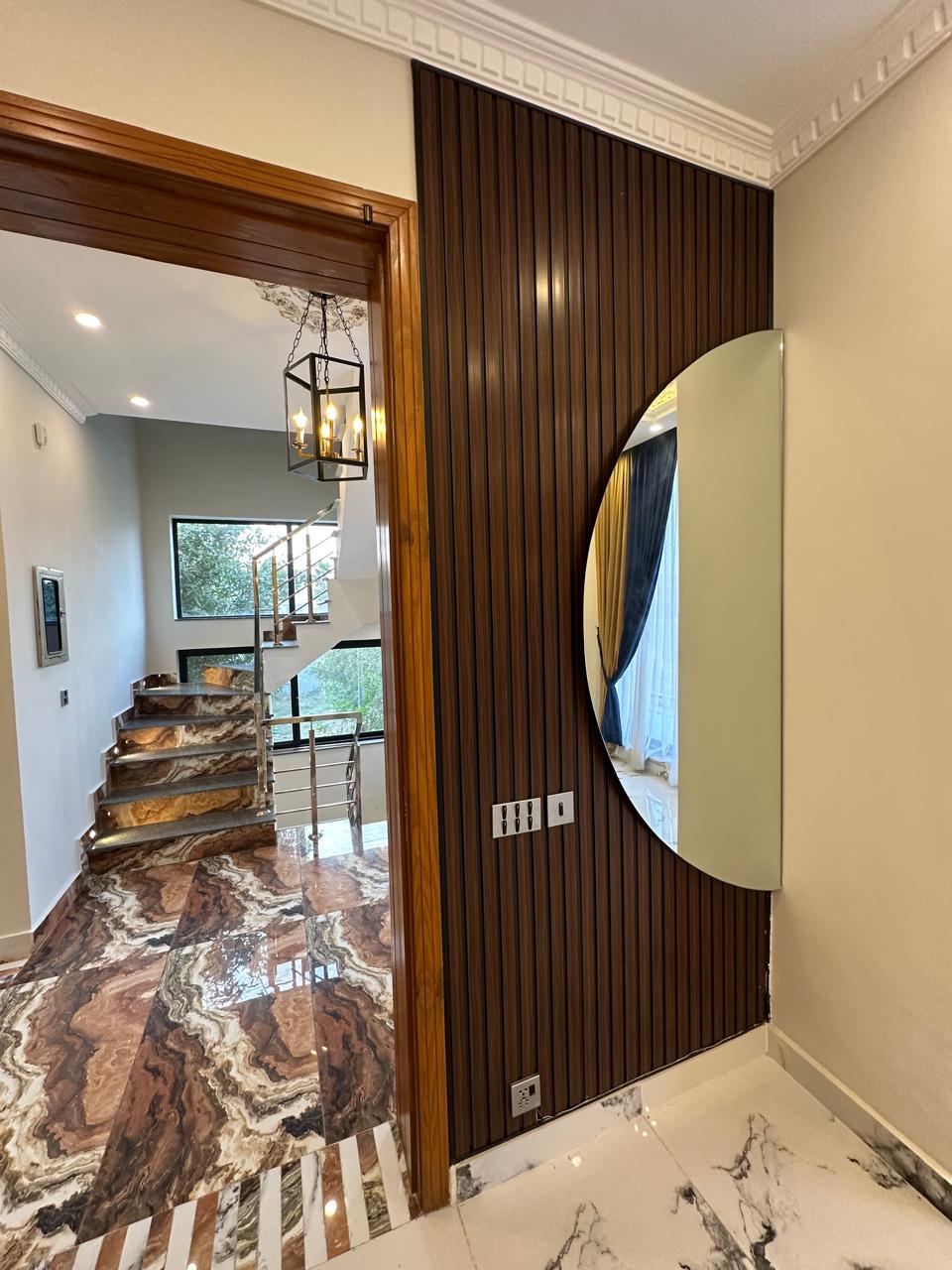 10 Marla House in Johar Block - Image 24